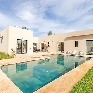 Miami, Jacuzzi, Piscine Chauffee ,table Ping Pong مراكش